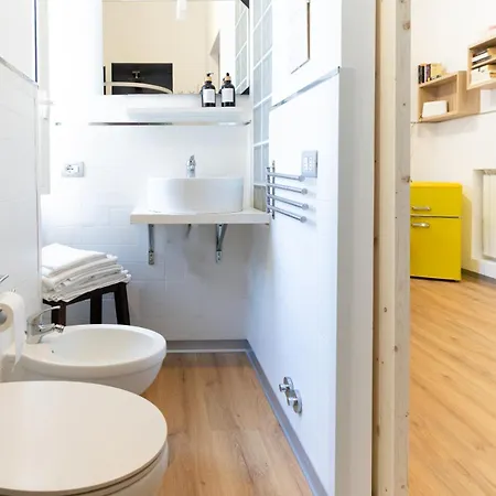 Kairos Apartment *